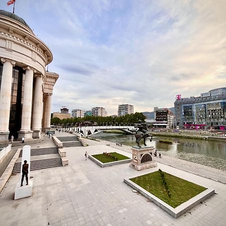 Lifestyle Gallery Apartment Skopje Luaran gambar